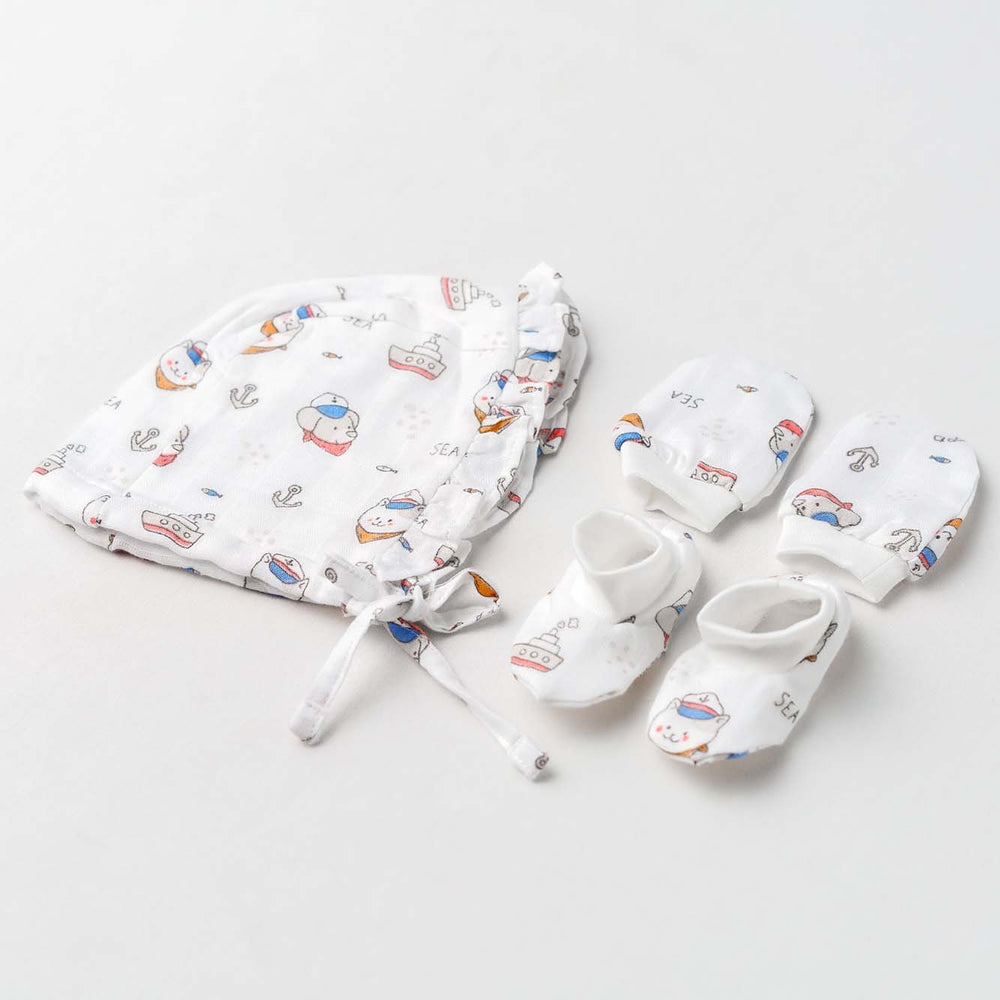 FIRSTIN Muslin Cap (Frill), Mittens & Booties Set - Carrier Ship