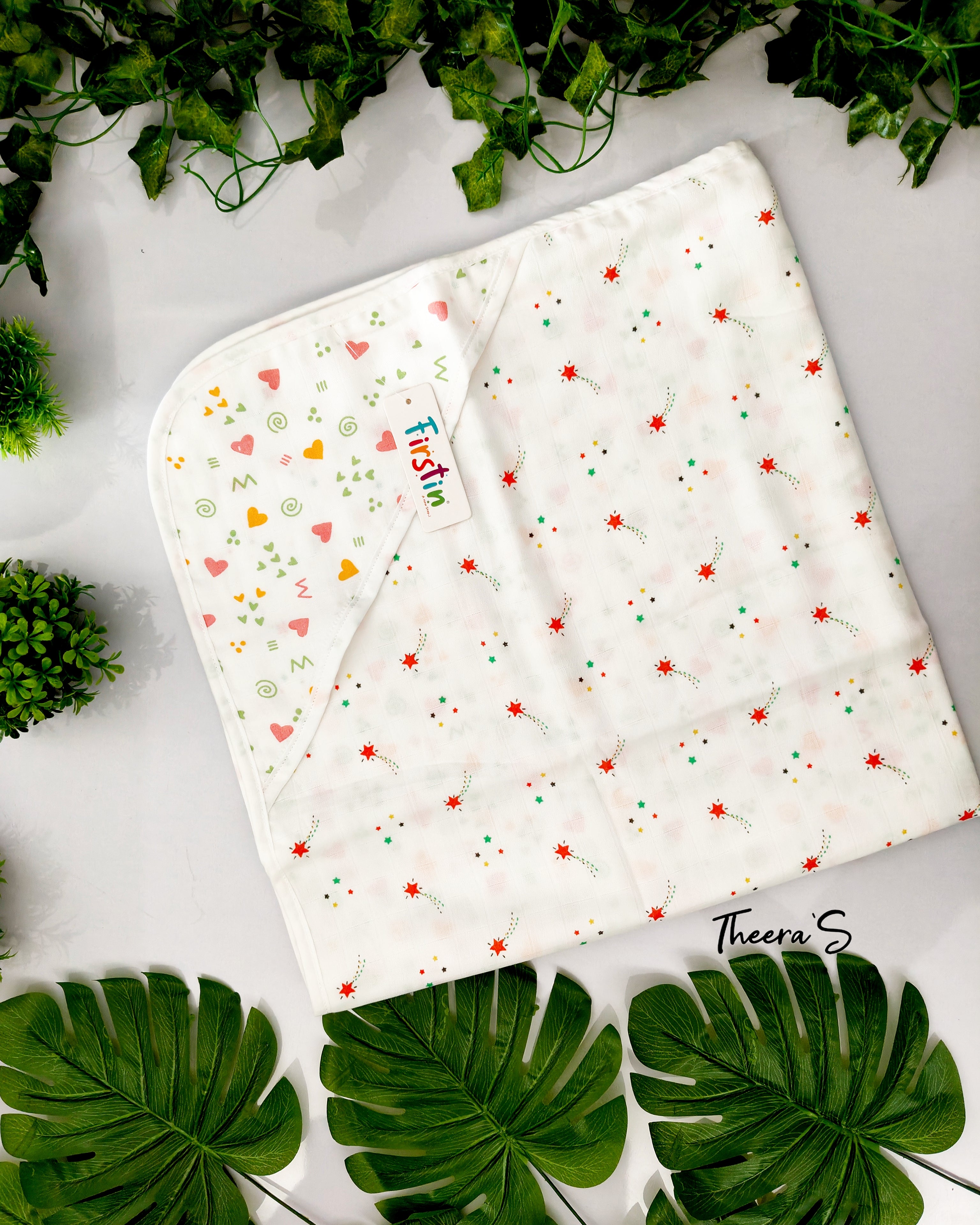 FIRSTIN REVERSIBLE HOODED BLANKET (80CM * 80CM)