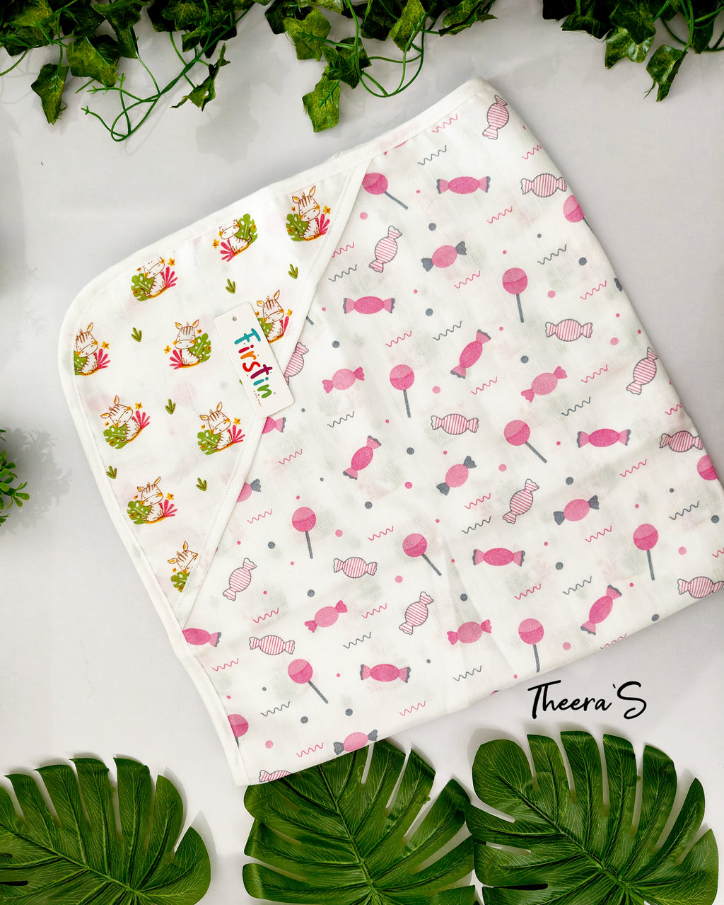 FIRSTIN REVERSIBLE HOODED BLANKET (80CM * 80CM)